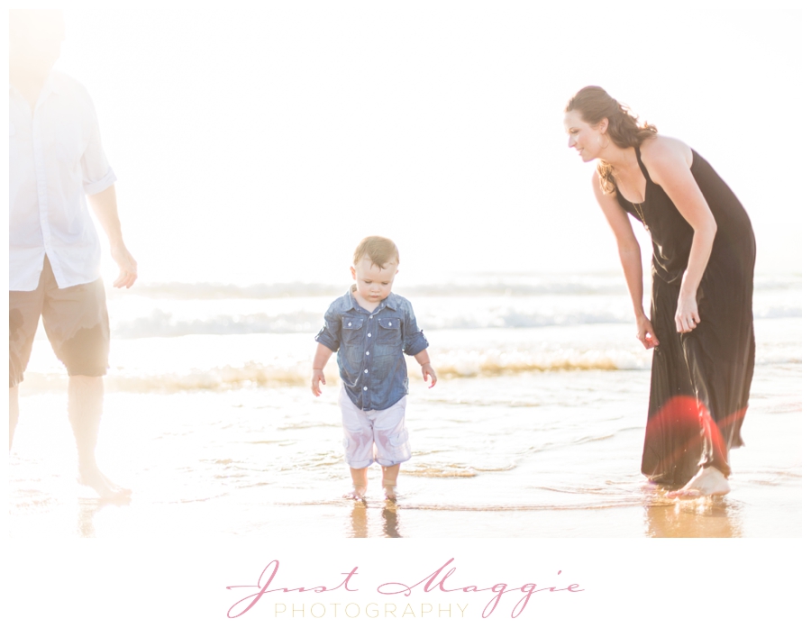 Rudell Family – Modern Beach Portraits | Just Maggie Photography