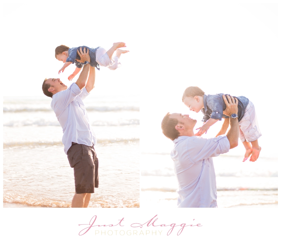 Rudell Family – Modern Beach Portraits | Just Maggie Photography